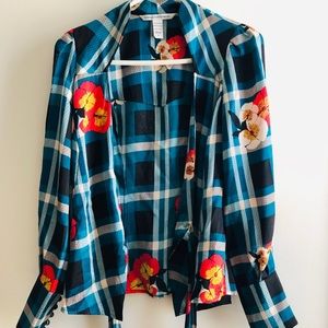 Diane Von Furstenberg 100% Silk Kimono Wrap Blouse